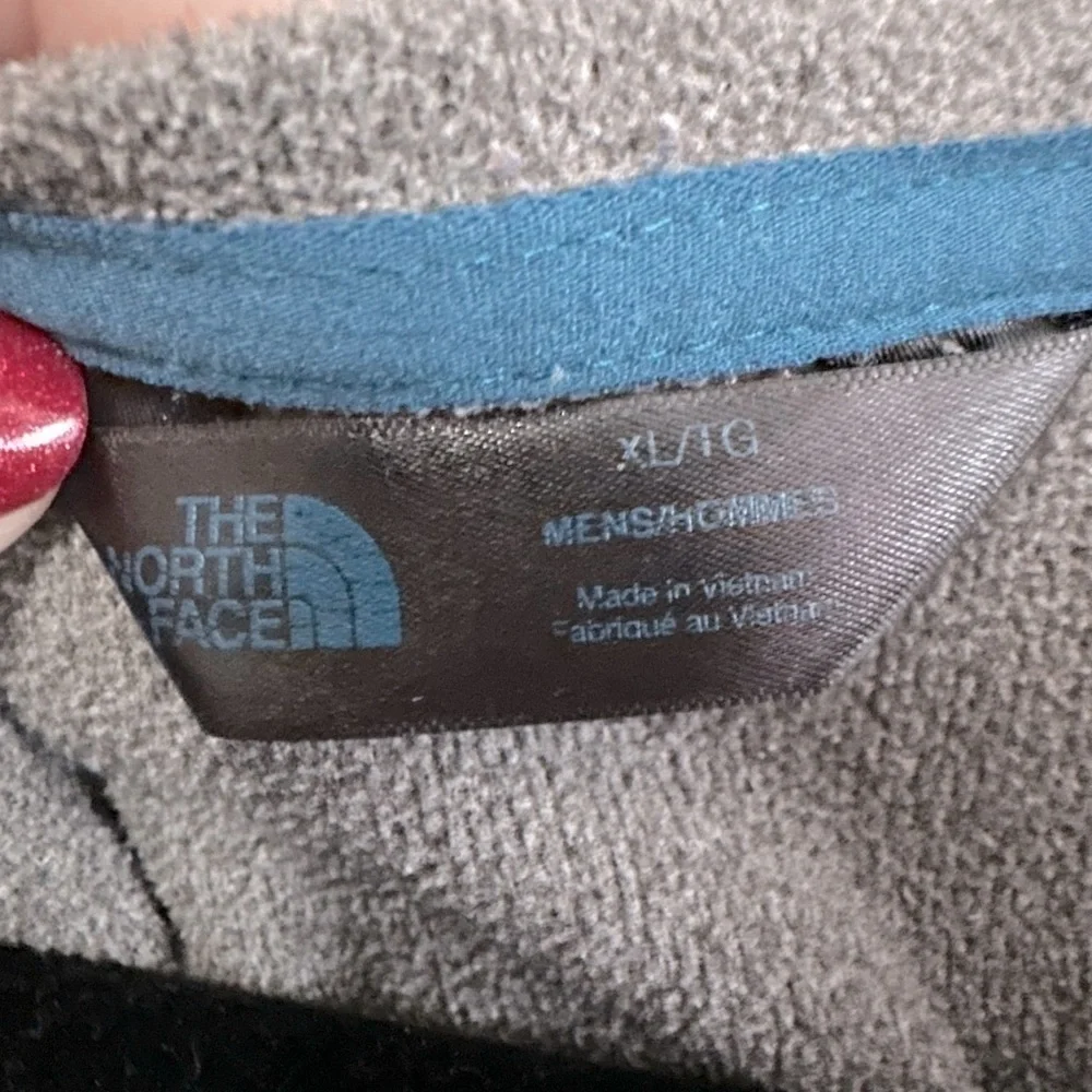 The North Face Men’s Zip-Up Hoodie Hooded Sweatshirt - Size XL - light flaw